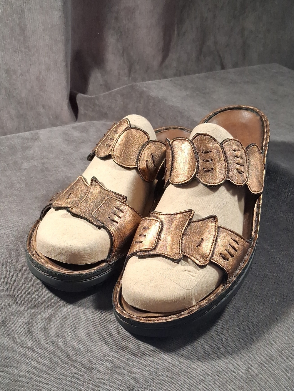 Naot Metallic Copper Leather Slip On Sandals Slides G- EU 41 US 10-10.5